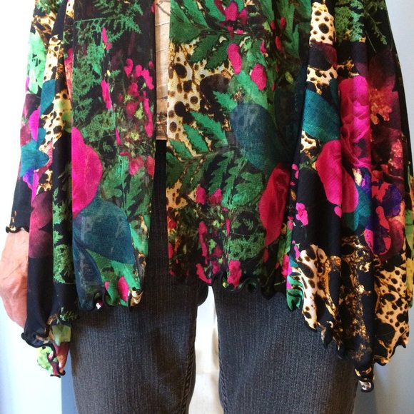 Zion long sleeve floral open front top Size M - Picture 14 of 15